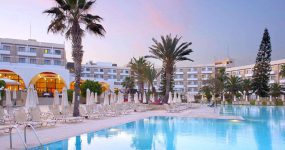 Louis Phaethon Beach 4*